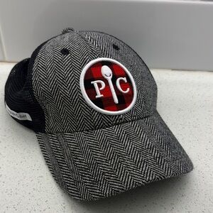 Pampered Chef Herringbone Cap